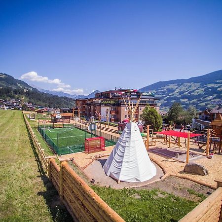 Alpina Zillertal . Family Lifestyle Kinderhotel Fügen Exterior foto