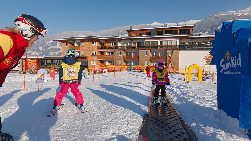 Alpina Zillertal . Family Lifestyle Kinderhotel Fügen Exterior foto